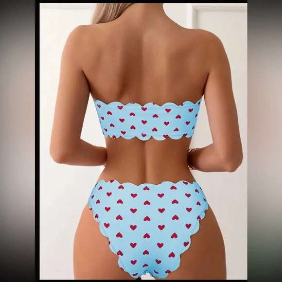 New Bandeau Padded Top Bikini Blue and Red Heart Pattern Size Medium NWT - Picture 4 of 12